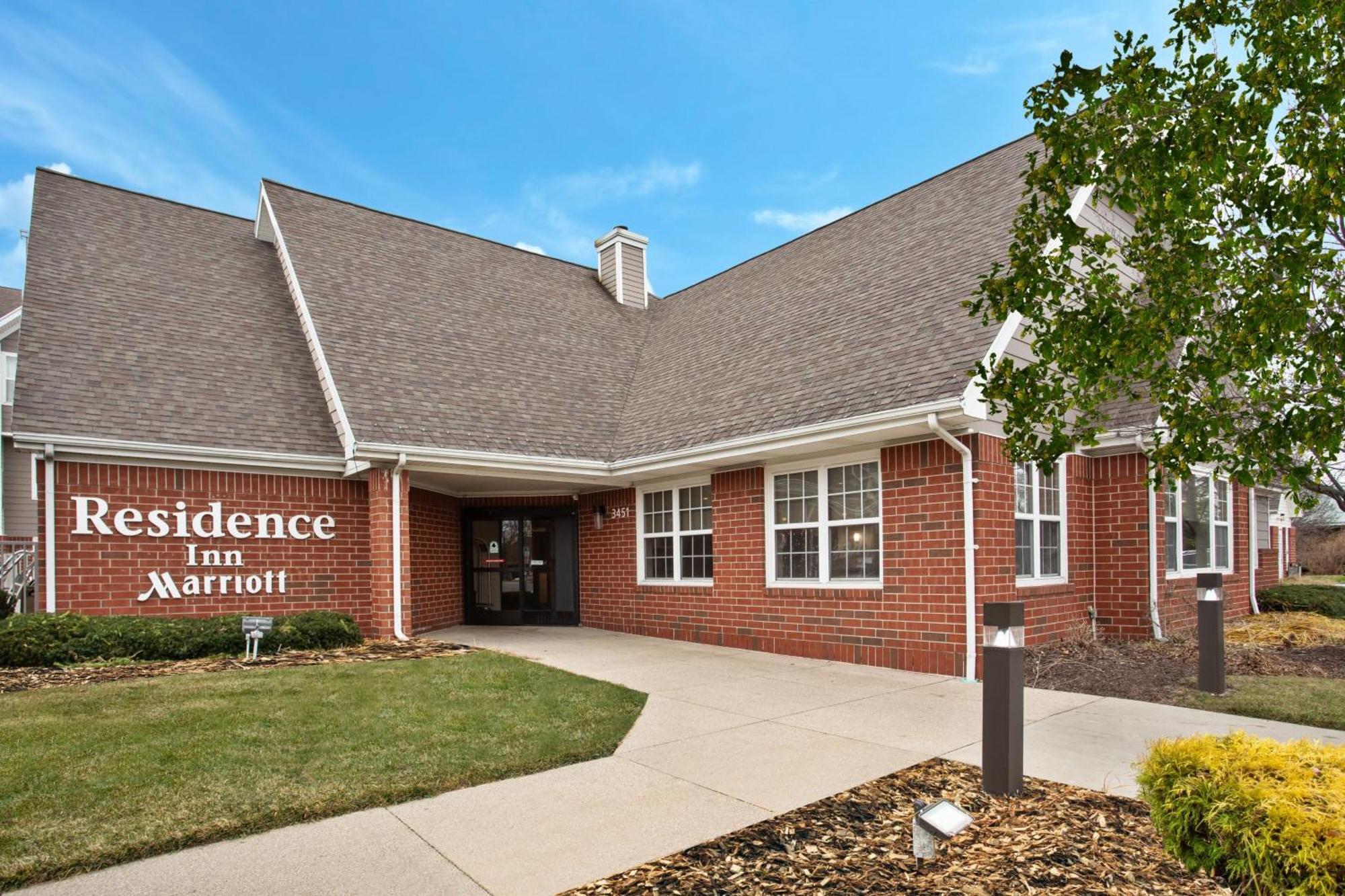 Hotel By Marriott Grand Rapids West Grandville